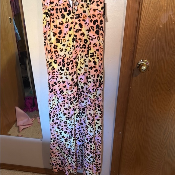 Bar III Pink and Black Swim Coverup - Picture 4 of 7